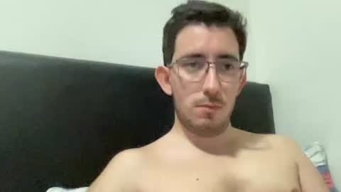 Snapshot of johnukber chatting on 05-31-26, 01:03 John Ukber online show from 05-31-26, 01:03