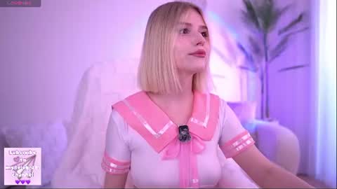Snapshot of joice_queen chatting on 07-10-26, 02:49 Paula online show from 07-10-26, 02:49