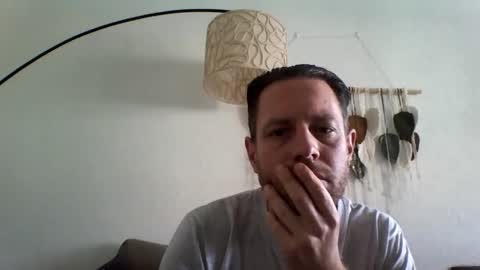 jojo19844 online show from 05-07-26, 08:42