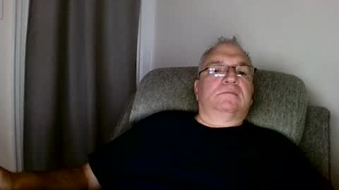 Snapshot of joker5339 chatting on 08-03-26, 11:48 joker5339 online show from 08-03-26, 11:48