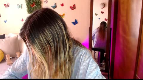 Jolie Mature online show from 04-08-26, 10:10