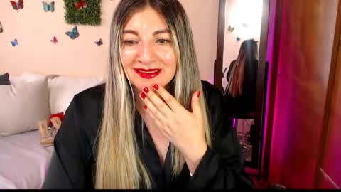 Jolie Mature online show from 04-10-26, 10:03