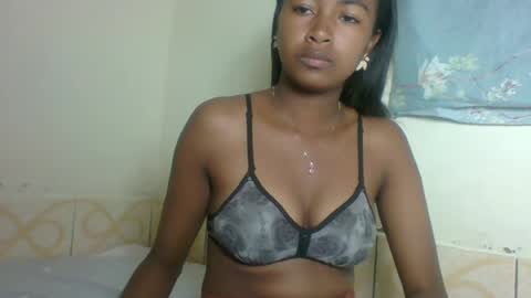 Snapshot of jolienasexi chatting on 07-21-26, 12:07 jolienasexi online show from 07-21-26, 12:07