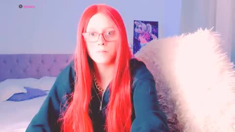 Snapshot of joliinee chatting on 09-22-25, 07:43 ArianaJoliiee online show from 09-22-25, 07:43
