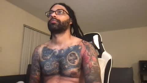 Snapshot of jon2h6k chatting on 06-09-26, 12:44 jon2h6k online show from 06-09-26, 12:44