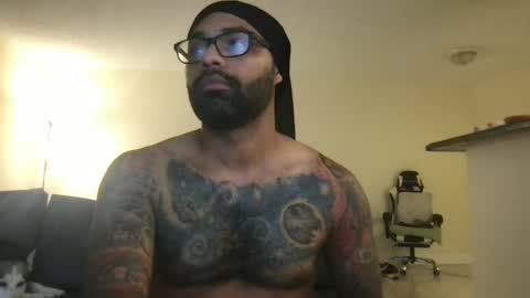 Snapshot of jon2h6k chatting on 07-03-26, 01:45 jon2h6k online show from 07-03-26, 01:45