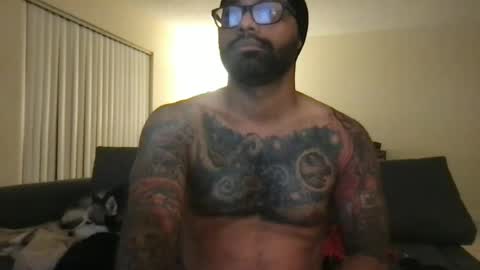 Snapshot of jon2h6k chatting on 07-04-26, 03:45 jon2h6k online show from 07-04-26, 03:45
