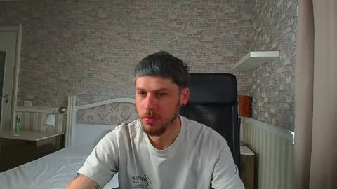 JonahShaw online show from 06-01-26, 04:14