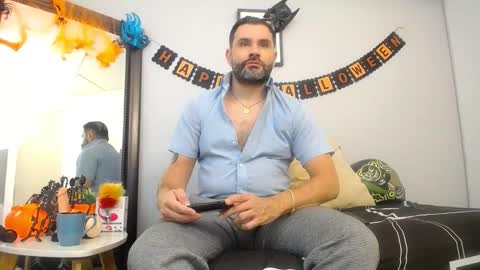  JONAS BEARD  online show from 10-23-25, 03:11