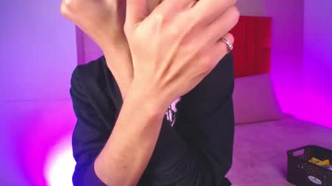 Jonas  online show from 03-26-26, 05:35