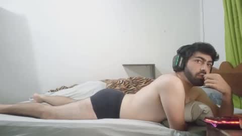 Snapshot of jonasf2525 chatting on 02-24-26, 03:59 jonasf2525 online show from 02-24-26, 03:59