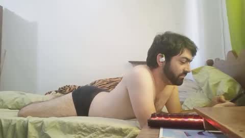 Snapshot of jonasf2525 chatting on 03-19-26, 06:45 jonasf2525 online show from 03-19-26, 06:45