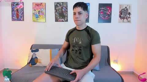 Instagram jonathanfit14 online show from 11-12-25, 09:14