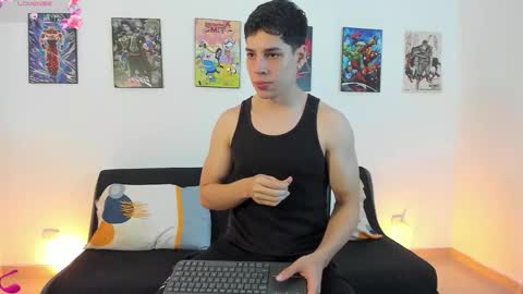 Instagram jonathanfit14 online show from 02-03-26, 09:42