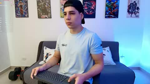 Instagram jonathanfit14 online show from 05-05-26, 09:23