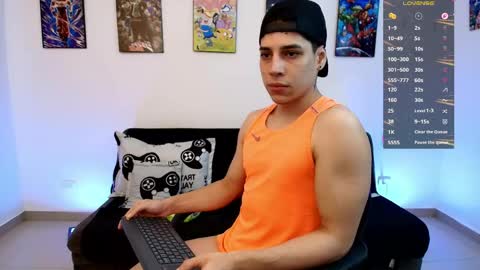 Instagram jonathanfit14 online show from 05-26-26, 10:17
