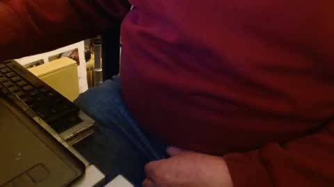 Snapshot of joncpics chatting on 12-18-24, 12:43 joncpics online show from 12-18-24, 12:43