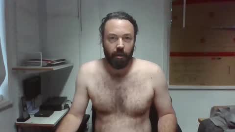 Snapshot of jonnyb9876 chatting on 11-11-25, 03:45 jonnyb9876 online show from 11-11-25, 03:45