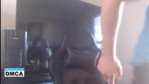Snapshot of jonnybananas69 chatting on 05-14-26, 12:34 Jonny Bans online show from 05-14-26, 12:34