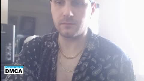 Snapshot of jonnybananas69 chatting on 05-22-26, 05:18 Jonny Bans online show from 05-22-26, 05:18