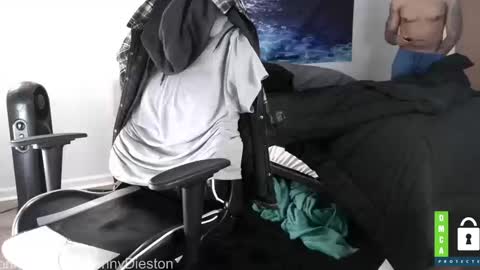 Snapshot of jonnydieston777 chatting on 03-15-26, 02:12 JonnyDieston online show from 03-15-26, 02:12