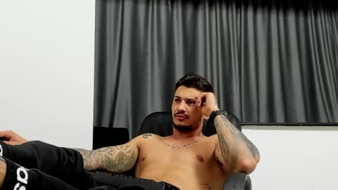 jonnyporn1 online show from 01-17-25, 03:12