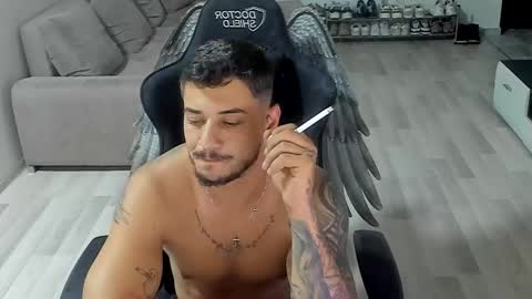 jonnyporn1 online show from 09-15-25, 05:57