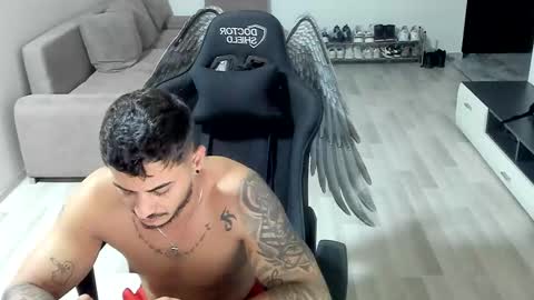 jonnyporn1 online show from 09-16-25, 11:06