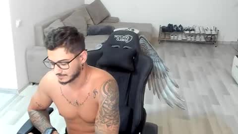 jonnyporn1 online show from 09-24-25, 11:02