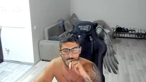 jonnyporn1 online show from 09-26-25, 10:36