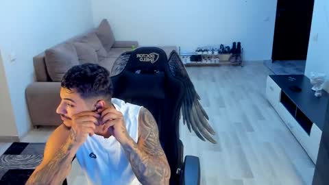 jonnyporn1 online show from 10-15-25, 04:23