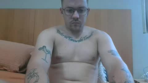 jonoy1995 online show from 01-02-25, 07:44