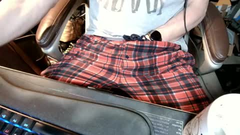 Jonathon Swift online show from 04-20-26, 04:37