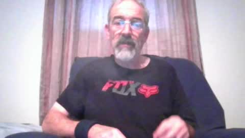 Snapshot of jony_five chatting on 12-22-24, 06:37 Jon online show from 12-22-24, 06:37