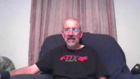 Snapshot of jony_five chatting on 12-31-24, 05:11 Jon online show from 12-31-24, 05:11