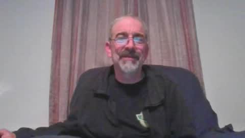 Snapshot of jony_five chatting on 01-06-25, 03:42 Jon online show from 01-06-25, 03:42