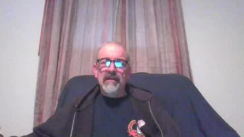 Snapshot of jony_five chatting on 02-12-25, 09:11 Jon online show from 02-12-25, 09:11
