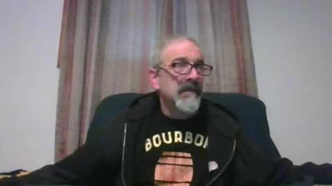 Snapshot of jony_five chatting on 03-12-25, 09:35 Jon online show from 03-12-25, 09:35