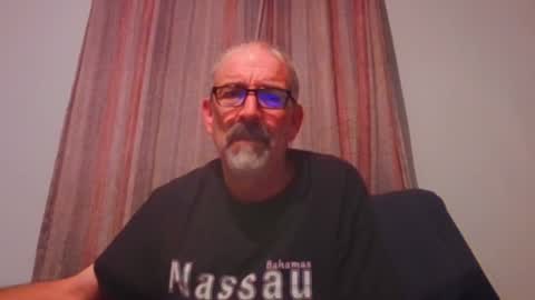 Snapshot of jony_five chatting on 09-11-25, 01:28 Jon online show from 09-11-25, 01:28