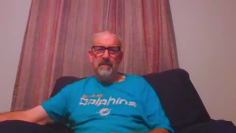 Snapshot of jony_five chatting on 09-12-25, 12:00 Jon online show from 09-12-25, 12:00