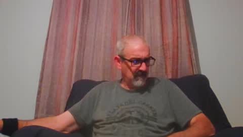 Snapshot of jony_five chatting on 09-16-25, 12:44 Jon online show from 09-16-25, 12:44