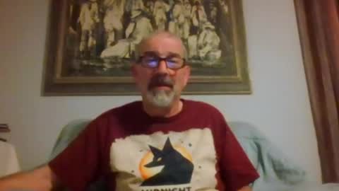 Snapshot of jony_five chatting on 05-01-26, 01:43 Jon online show from 05-01-26, 01:43
