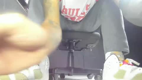 Snapshot of jordan33blake chatting on 02-22-25, 12:29 jordan33blake online show from 02-22-25, 12:29