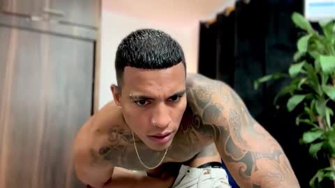    Schedule   3 pm - 10pm   OfflineTuesday and Wednesday online show from 11-11-25, 05:13