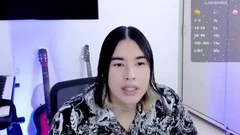 Snapshot of jordiwilldd chatting on 10-10-25, 03:05 Jiho online show from 10-10-25, 03:05