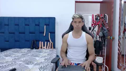 jose_rumbero91 online show from 12-15-25, 12:20