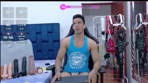 jose_rumbero91 online show from 03-11-26, 11:05