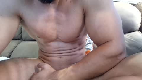 Snapshot of josefit06 chatting on 12-16-24, 07:00 josefit06 online show from 12-16-24, 07:00