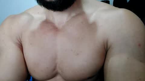 Snapshot of josefit06 chatting on 01-19-26, 04:22 josefit06 online show from 01-19-26, 04:22