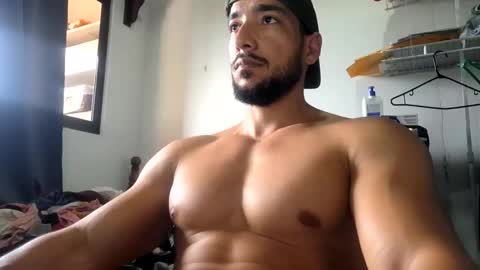 Snapshot of josefit06 chatting on 02-17-26, 07:42 josefit06 online show from 02-17-26, 07:42